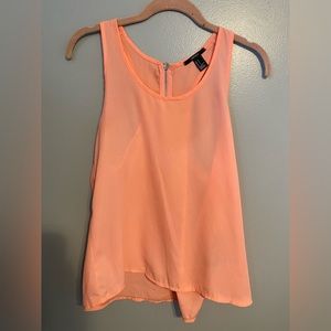 Size small peach/coral tank top
